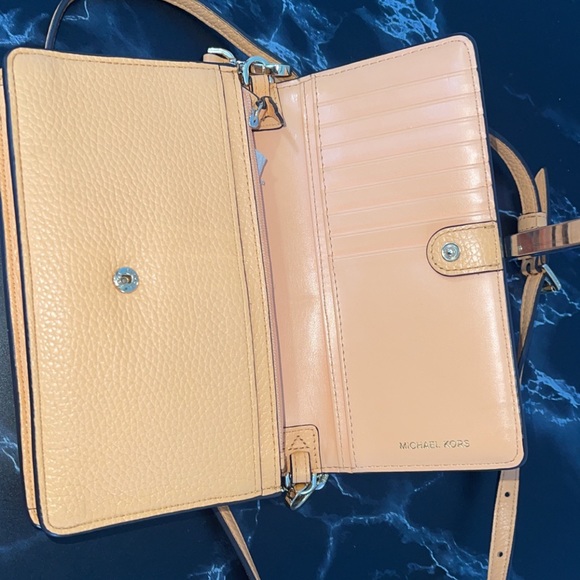 MICHAEL MICHAEL KORS Jet Set Charm Small Phone Crossbody Light Orange AUTHENTIC - Picture 8 of 11